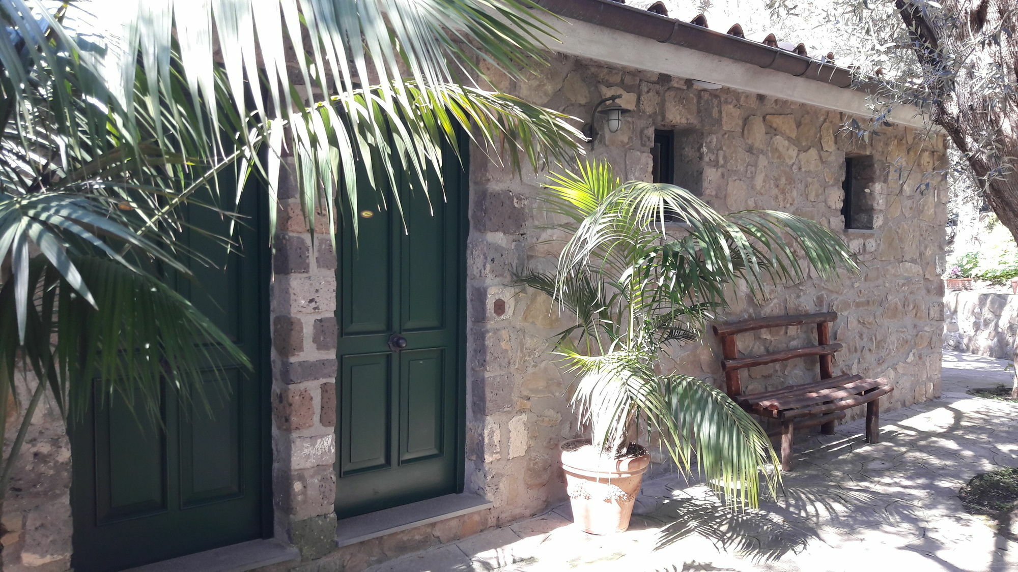 Agriturismo La Lobra マッサ・ルブレンセ エクステリア 写真