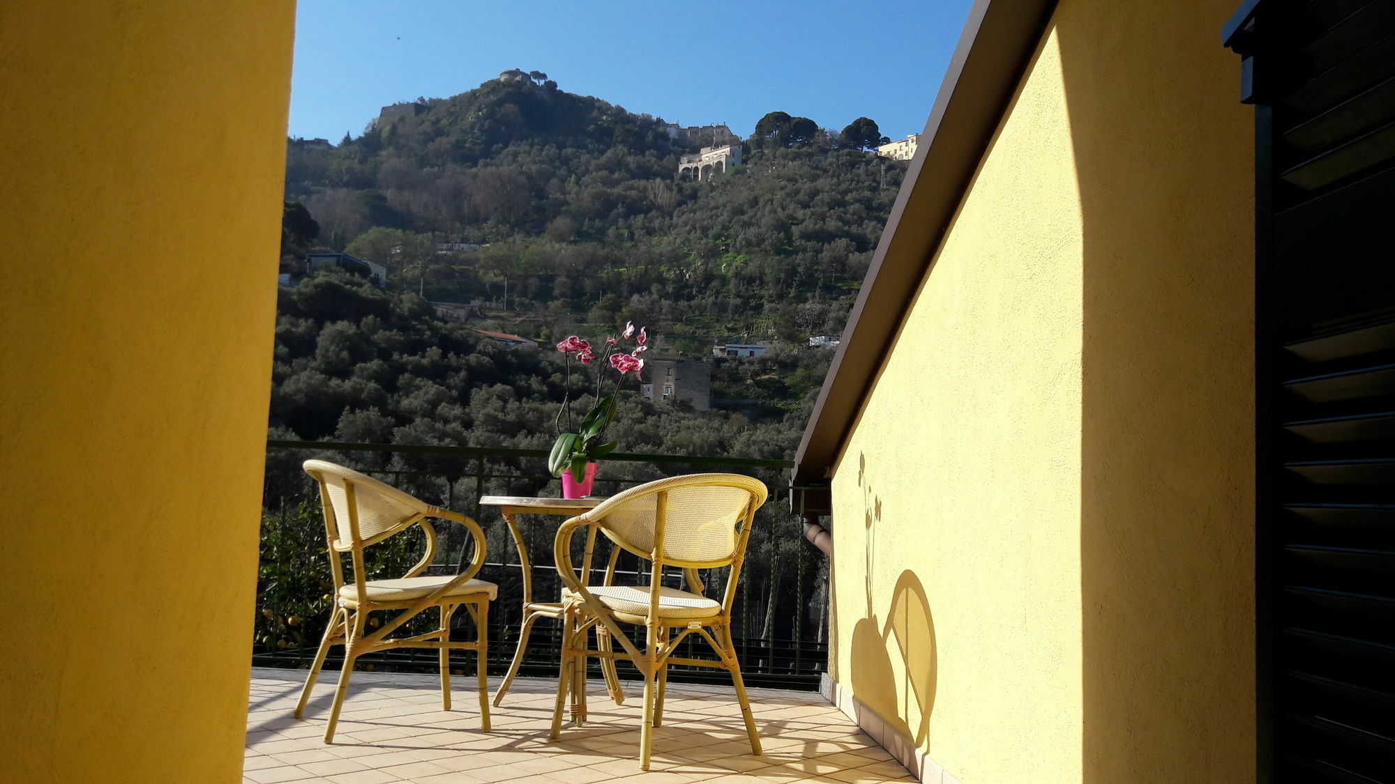 Agriturismo La Lobra マッサ・ルブレンセ エクステリア 写真